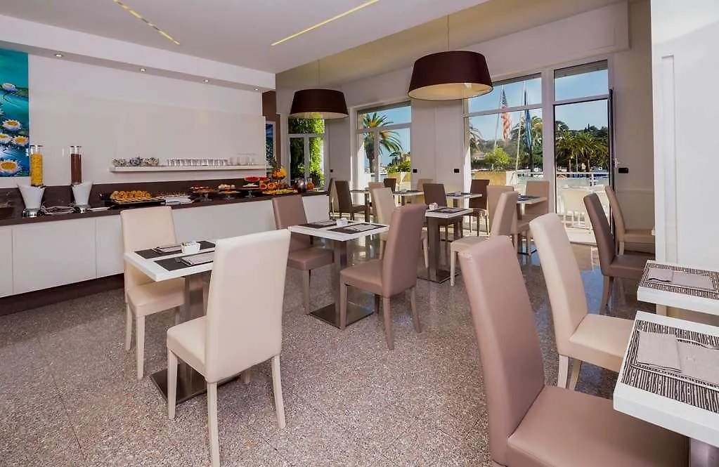 Отель Best Western Plus Tigullio Royal Рапалло